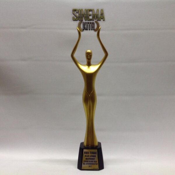 trophy 14