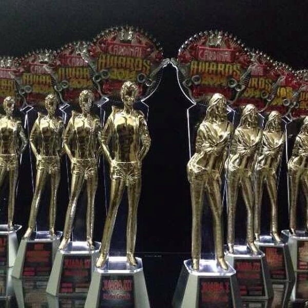 trophy 2