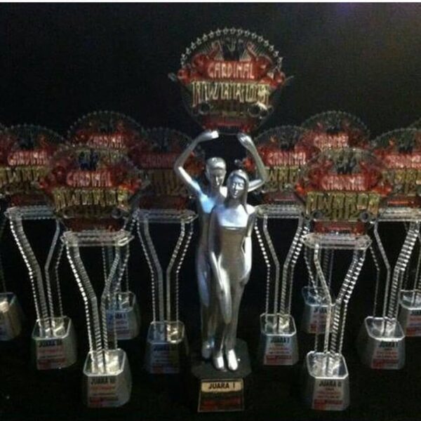 trophy 4