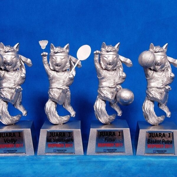 trophy 6